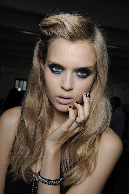 backstage-beauty-blonde-catwalk-fashion-Favim.com-323902